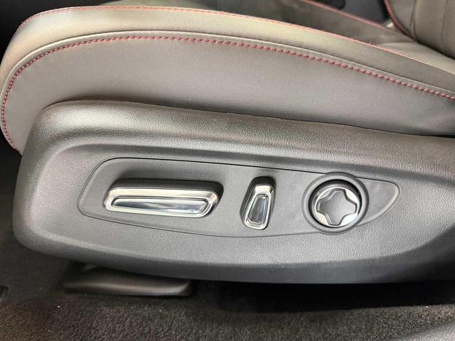 Photo of 2025 Urban Gray Pearl Acura ADX