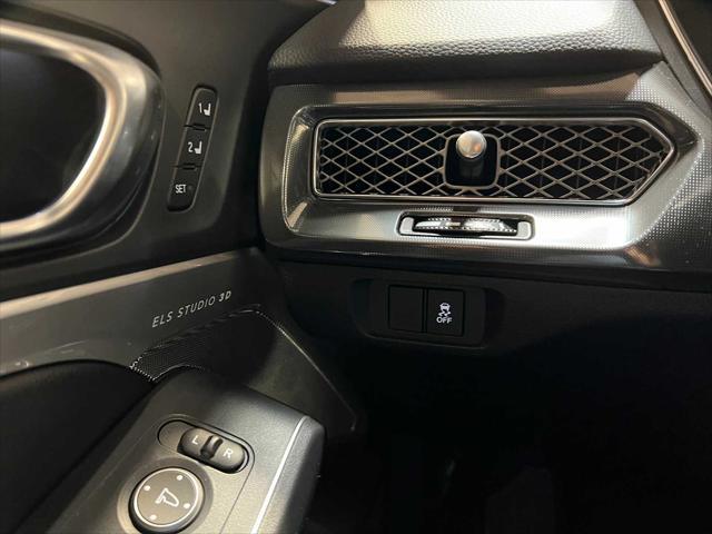 Photo of 2025 Majestic Black Pearl Acura Integra