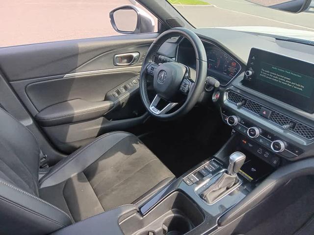 Photo of 2023 Platinum White Pearl Acura Integra