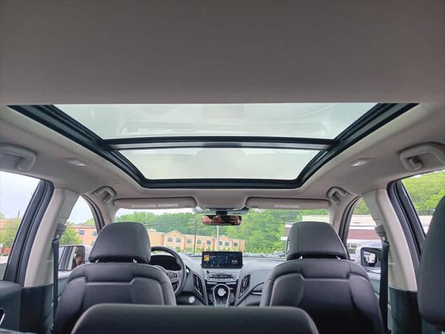 Photo of 2023 Lunar Silver Metallic Acura RDX