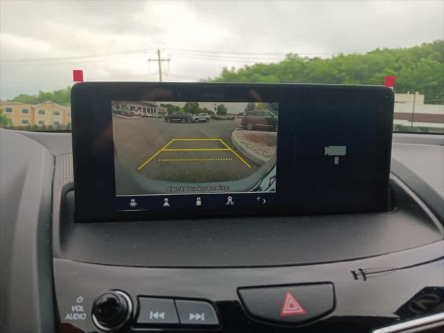 Photo of 2023 Lunar Silver Metallic Acura RDX