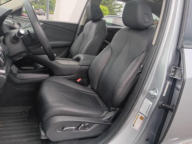 Photo of 2023 Lunar Silver Metallic Acura RDX