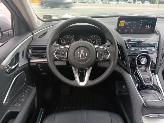 Photo of 2023 Lunar Silver Metallic Acura RDX