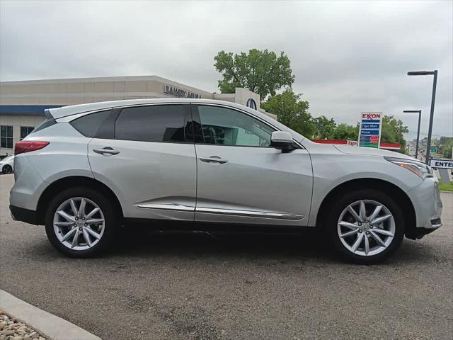 Photo of 2023 Lunar Silver Metallic Acura RDX