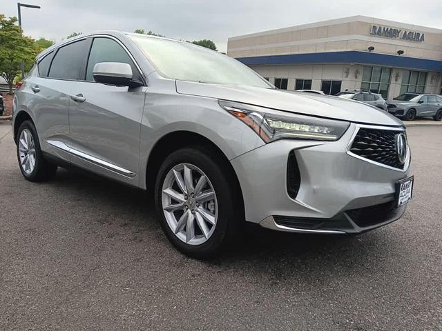 Photo of 2023 Lunar Silver Metallic Acura RDX