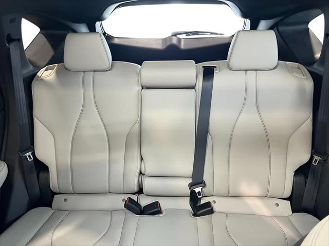 Photo of 2025 Majestic Black Pearl Acura RDX