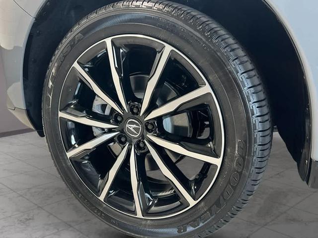Photo of 2025 Urban Gray Pearl Acura RDX