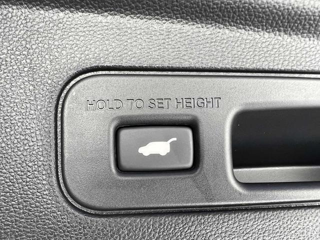 Photo of 2026 Majestic Black Pearl Acura MDX