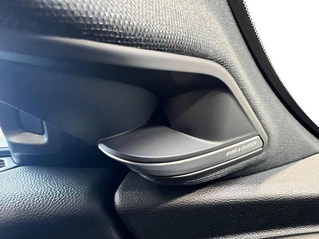 Photo of 2026 Majestic Black Pearl Acura MDX