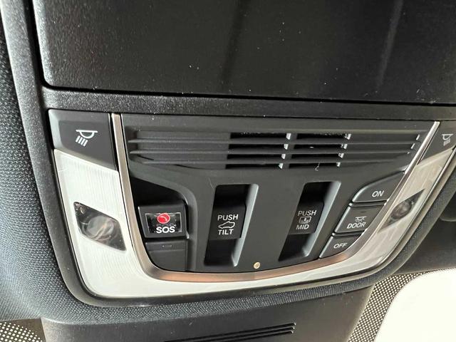 Photo of 2026 Liquid Carbon Metallic Acura MDX