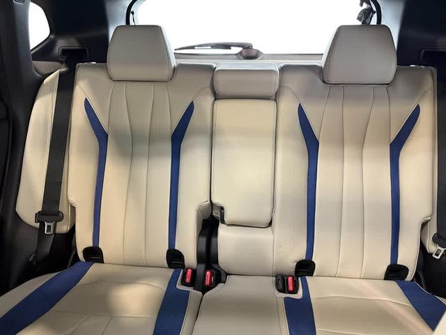 Photo of 2025 Urban Gray Pearl Acura ADX