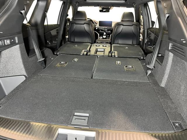 Photo of 2026 Double Apex Blue Pearl Acura MDX