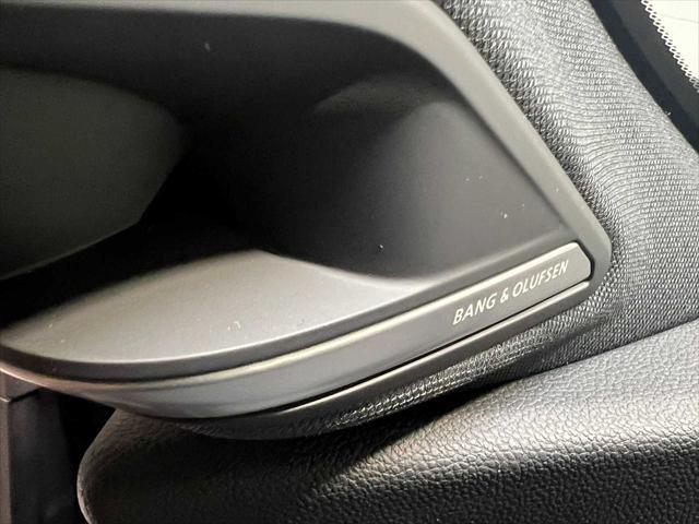 Photo of 2026 Double Apex Blue Pearl Acura MDX