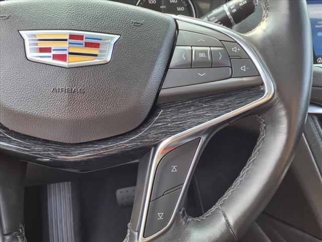 Photo of 2022 Stellar Black Metallic Gb8 Cadillac XT5