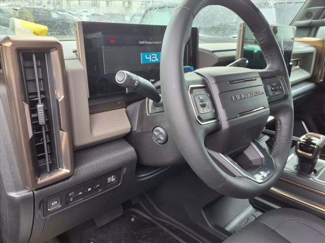 Photo of 2025 Meteor Mettalic GMC HUMMER EV SUV