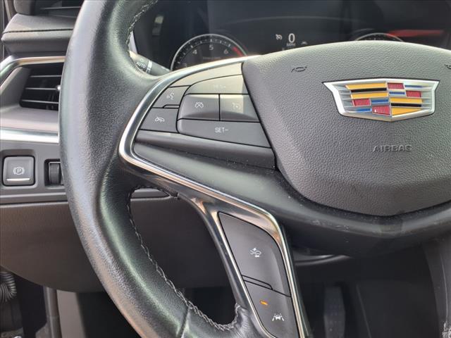 Photo of 2022 Dark Moon Blue Metallic Cadillac XT5