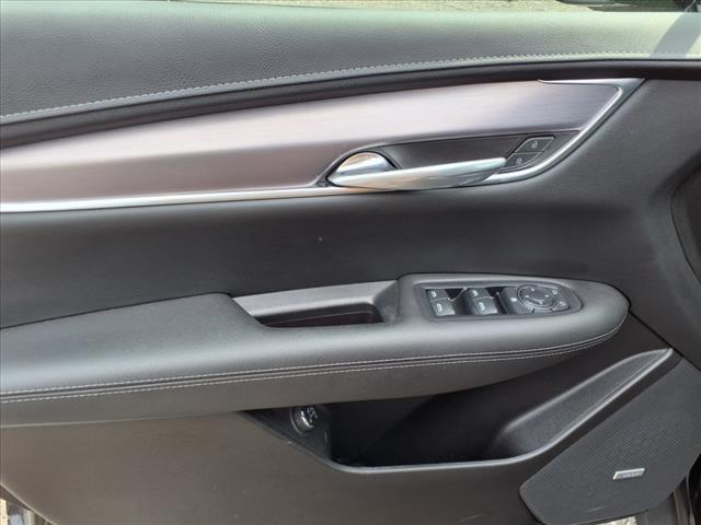 Photo of 2022 Dark Moon Blue Metallic Cadillac XT5