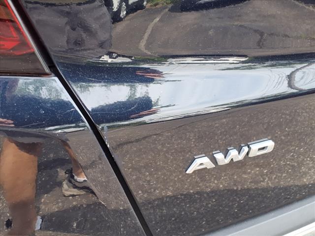 Photo of 2022 Dark Moon Blue Metallic Cadillac XT5