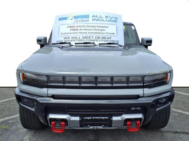 Photo of 2025 Meteor Mettalic GMC HUMMER EV SUV
