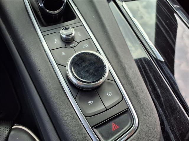 Photo of 2022 Crystal White Tricoat G1w Cadillac Escalade ESV