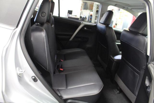 Photo of 2017 Silver Sky Metallic Toyota RAV4