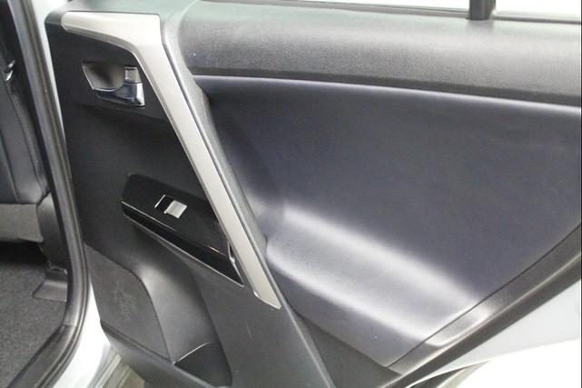 Photo of 2017 Silver Sky Metallic Toyota RAV4