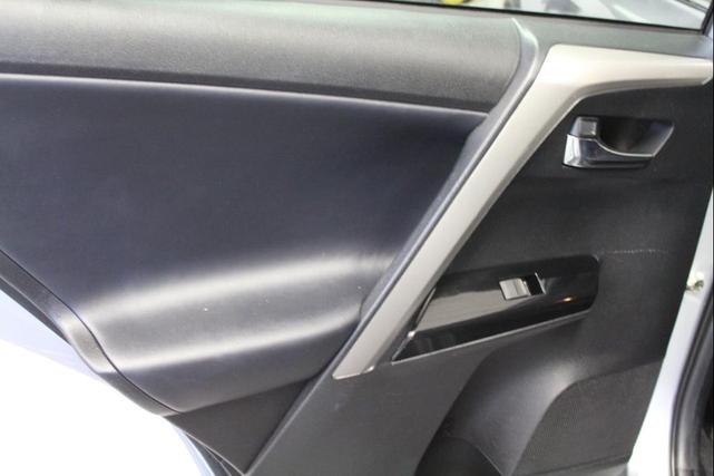 Photo of 2017 Silver Sky Metallic Toyota RAV4
