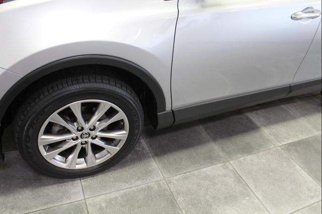 Photo of 2017 Silver Sky Metallic Toyota RAV4