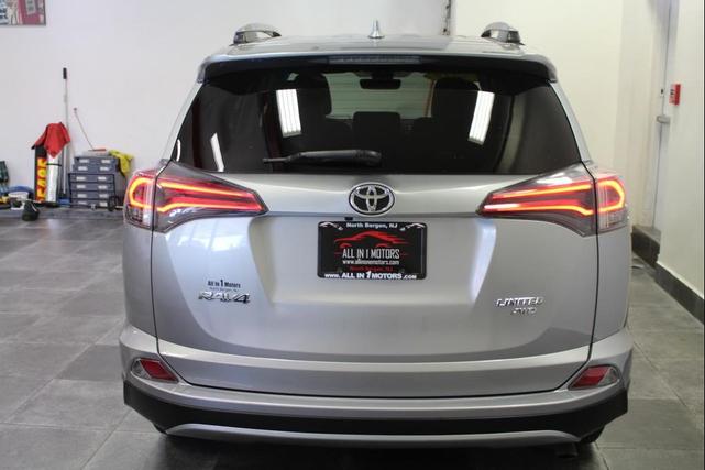 Photo of 2017 Silver Sky Metallic Toyota RAV4