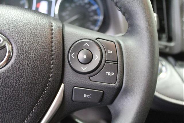 Photo of 2017 Silver Sky Metallic Toyota RAV4