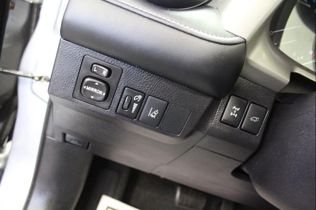Photo of 2017 Silver Sky Metallic Toyota RAV4