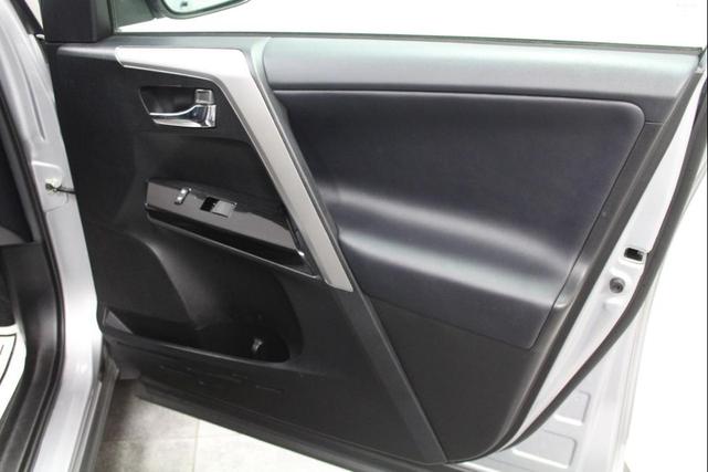 Photo of 2017 Silver Sky Metallic Toyota RAV4