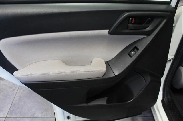 Photo of 2015 Satin White Pearl Subaru Forester