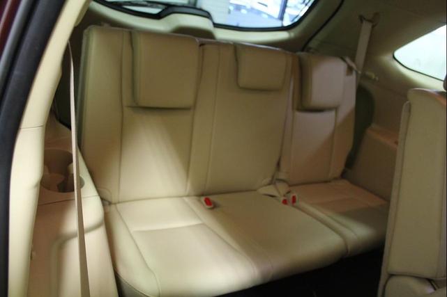 Photo of 2019 Ooh La La Rouge Mica Toyota Highlander