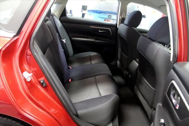 Photo of 2017 Maroon Nissan Altima