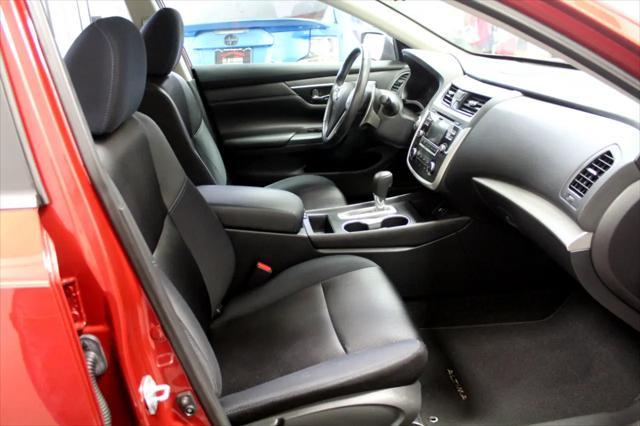 Photo of 2017 Maroon Nissan Altima