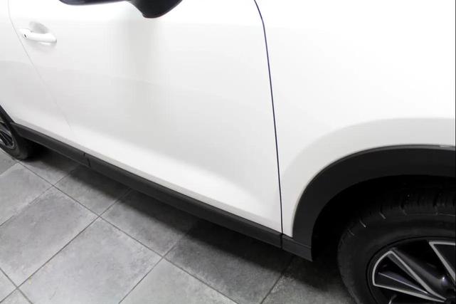 Photo of 2018 Pearl White Mazda CX-5