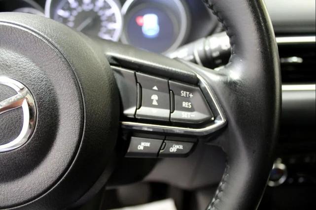 Photo of 2018 Pearl White Mazda CX-5