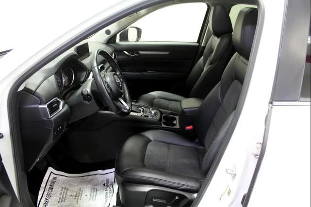 Photo of 2018 Pearl White Mazda CX-5