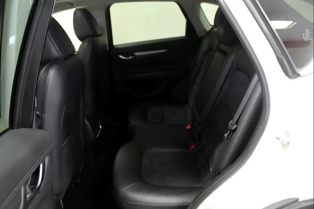 Photo of 2018 Pearl White Mazda CX-5