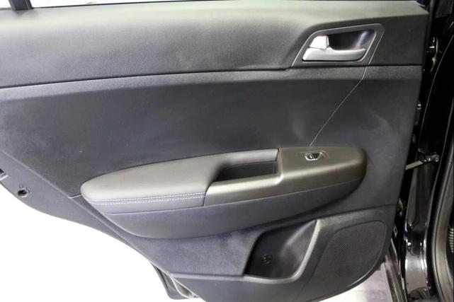 Photo of 2022 Black Cherry Kia Sportage