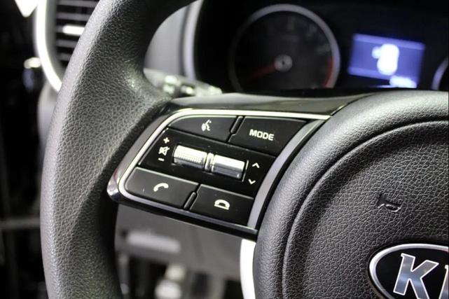 Photo of 2022 Black Cherry Kia Sportage