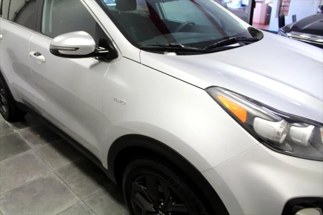 Photo of 2022 Sparkling Silver Kia Sportage