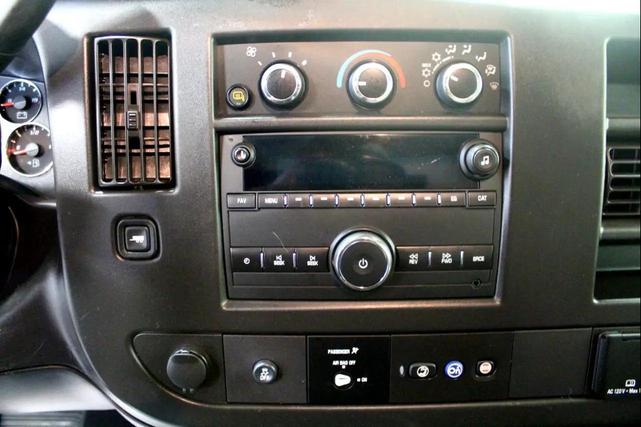 Photo of 2019 Summit White Chevrolet Express 2500
