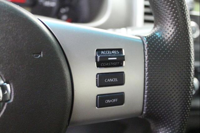 Photo of 2015 Super Black Nissan Frontier