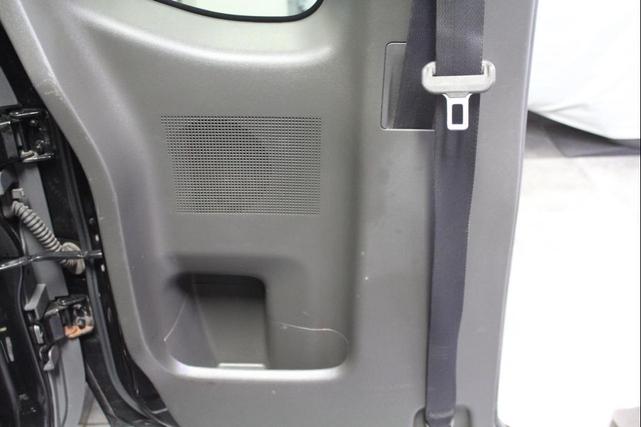 Photo of 2015 Super Black Nissan Frontier