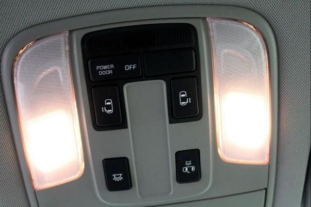 Photo of 2019 Celestial Blue Kia Sedona