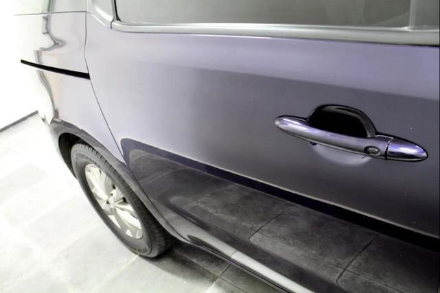 Photo of 2019 Celestial Blue Kia Sedona