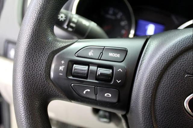 Photo of 2019 Celestial Blue Kia Sedona