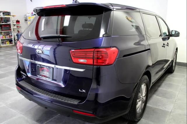 Photo of 2019 Celestial Blue Kia Sedona